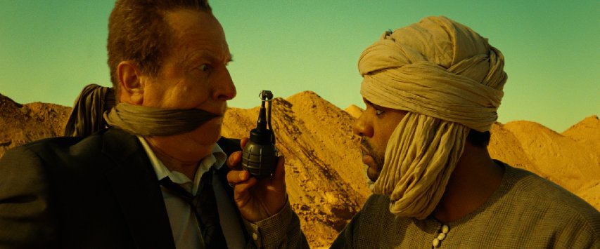 Фото - Андре Дюссолье: 853x355 / 55 Кб