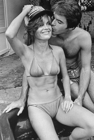 Фото - Роберт Урих: 303x450 / 33 Кб