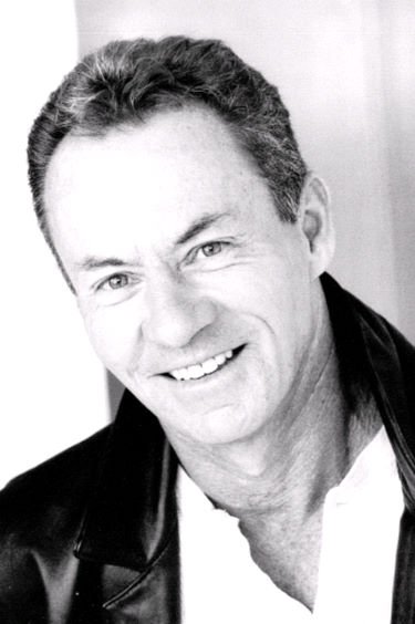 Фото - Джеймс Саториус: 375x564 / 31 Кб