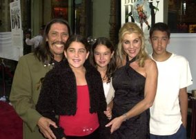 Фото - Дэнни Трехо: 284x202 / 16 Кб