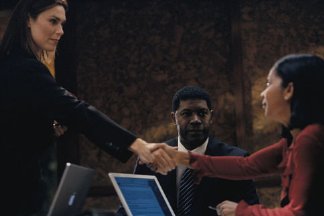 Фото - Деннис Хейсберт: 324x216 / 12 Кб