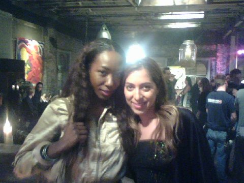 Фото - Thelma Gutiérrez: 480x360 / 39 Кб