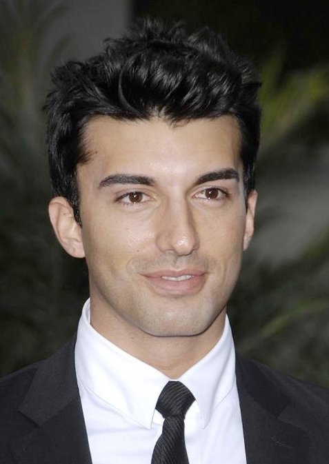 Фото - Джастин Бальдони: 477x673 / 43 Кб