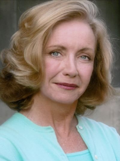 Фото - Мэри Энн МакГарри: 400x535 / 28 Кб