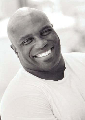 Фото - Лестер Спейт: 350x495 / 19 Кб