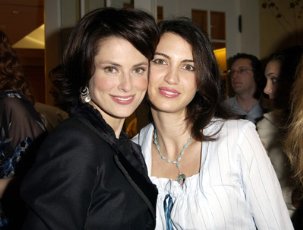 Фото - Shiva Rose: 303x230 / 16 Кб