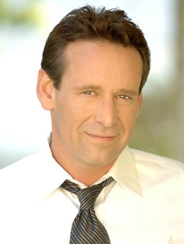 Фото - Роберт Мартин Стейнберг: 379x504 / 25 Кб