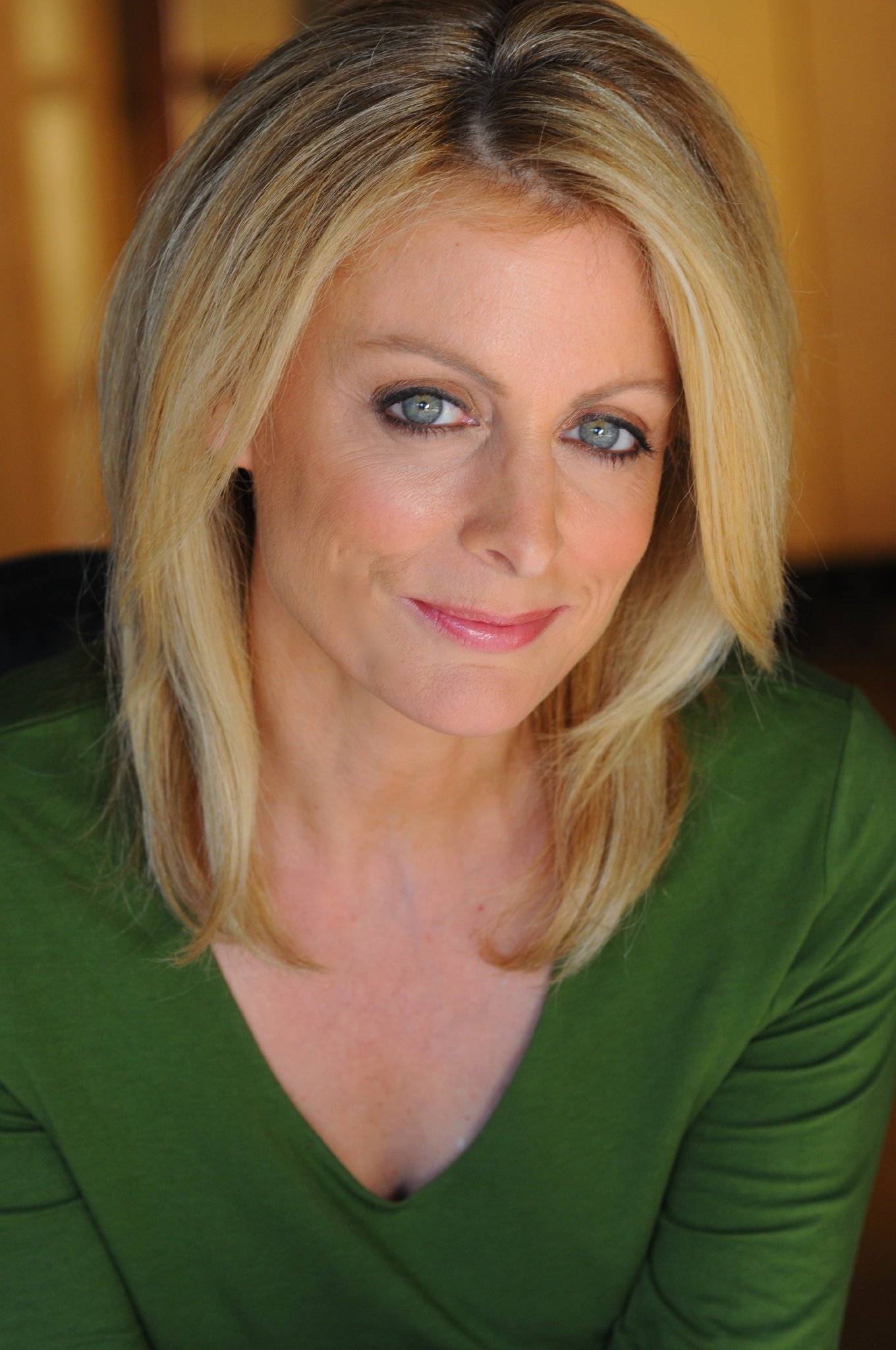 Фото - Кристин Ромео: 1360x2048 / 306 Кб