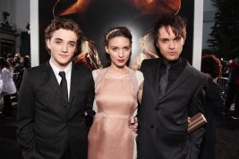 Фото - Томас Деккер: 267x178 / 13 Кб