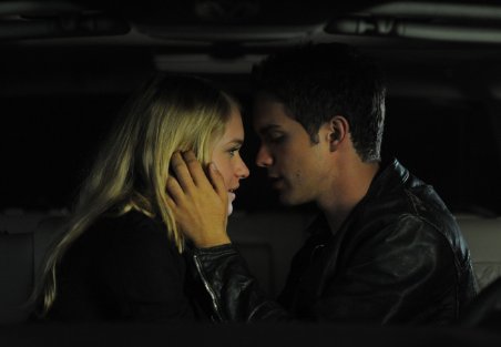 Фото - Томас Деккер: 452x313 / 16 Кб