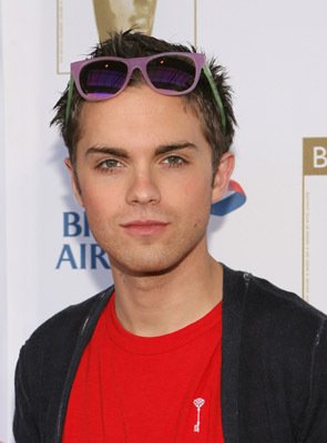 Фото - Томас Деккер: 295x400 / 19 Кб