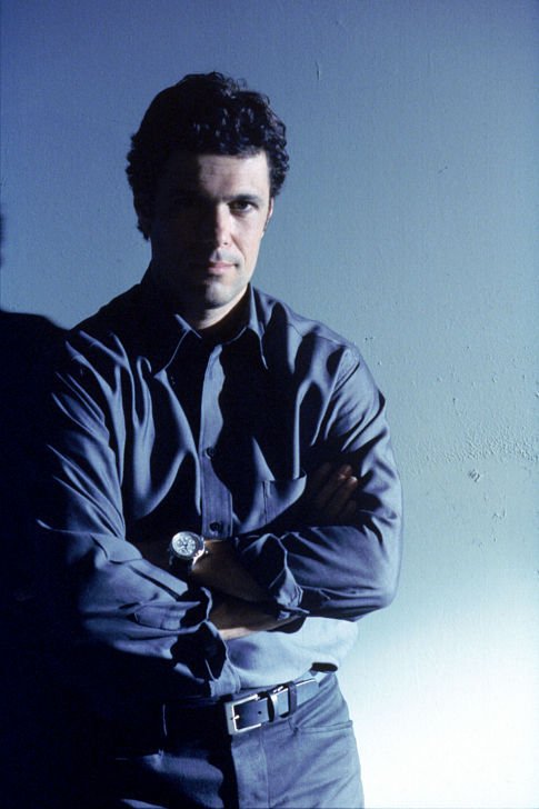 Фото - Карлос Бернард: 485x728 / 51 Кб