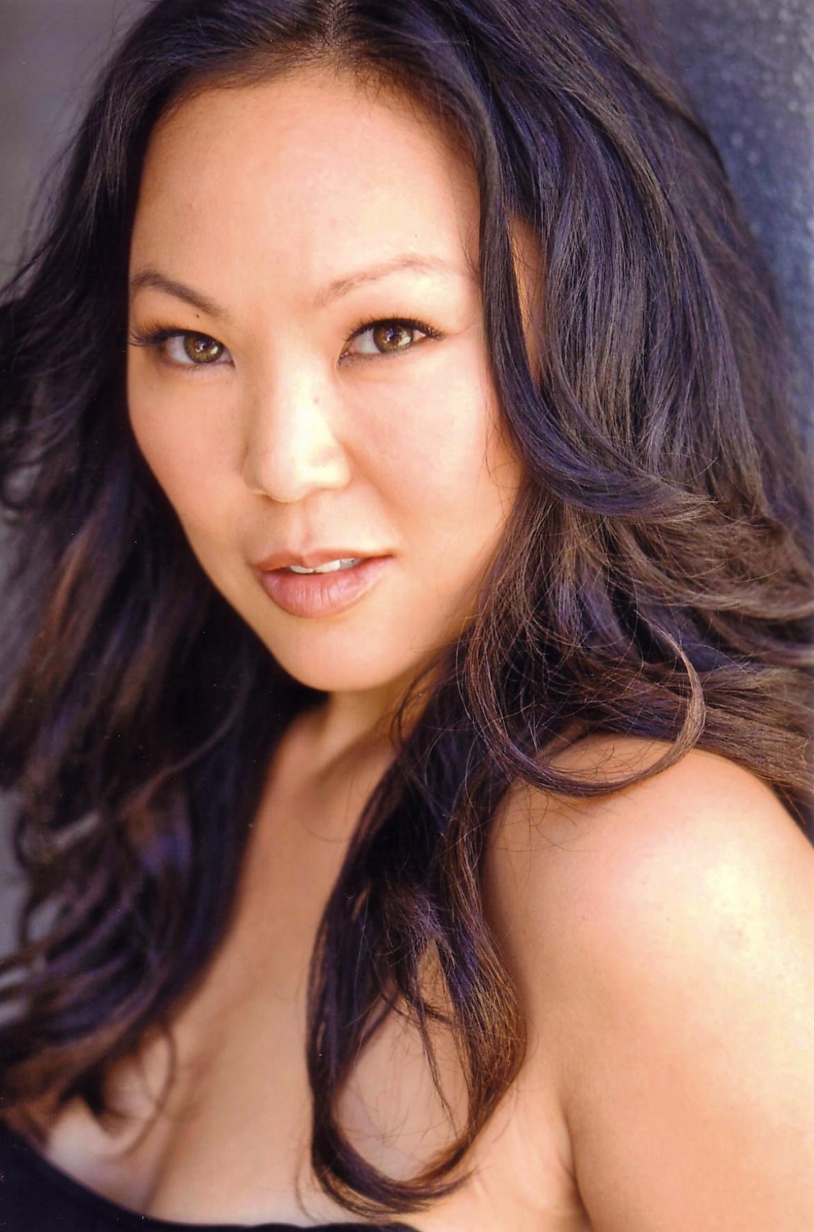 Фото - Анджела Оу: 1171x1772 / 235 Кб