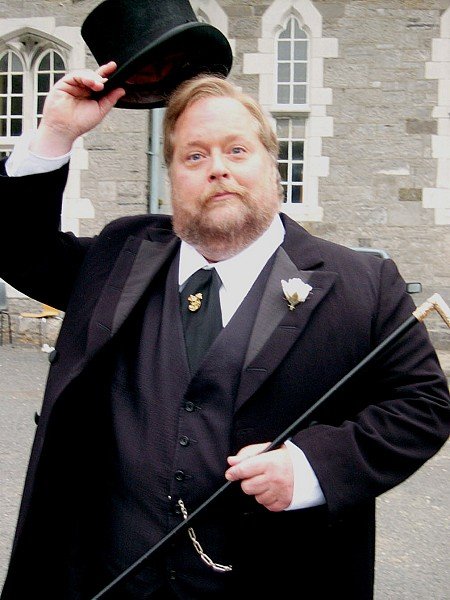 Фото - Уильям Хуткинс: 450x600 / 63 Кб