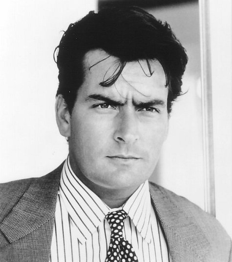 Фото - Чарли Шин: 475x535 / 45 Кб