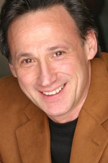 Фото - Бернард Хиллер: 350x529 / 28 Кб