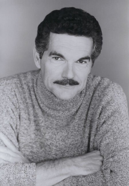 Фото - Сэм Инграффиа: 450x647 / 46 Кб