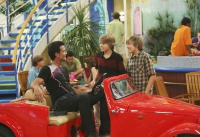 Фото - Дилан Спроус: 400x274 / 33 Кб