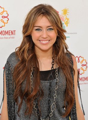 Фото - Майли Сайрус: 294x400 / 31 Кб