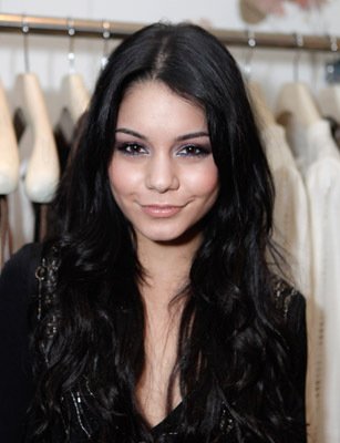 Фото - Ванесса Энн Хадженс: 307x400 / 23 Кб