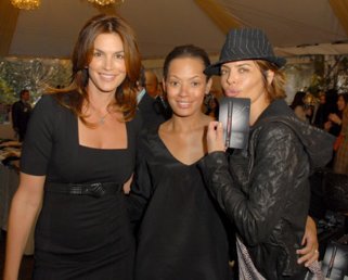 Фото - Синди Кроуфорд: 321x258 / 18 Кб