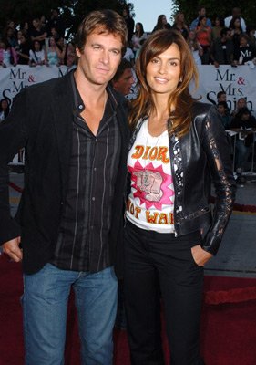 Фото - Синди Кроуфорд: 281x400 / 28 Кб