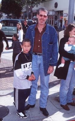 Фото - Рон Перлман: 248x400 / 29 Кб