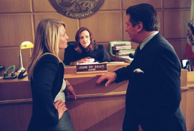 Фото - Джоан Кьюсак: 400x270 / 23 Кб