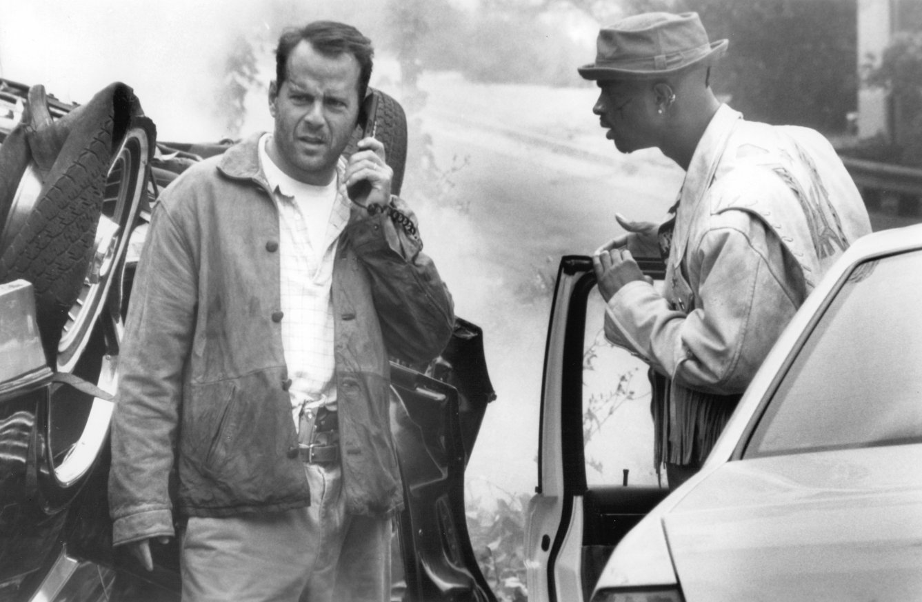 Фото - Дэймон Уайанс: 1337x873 / 161 Кб