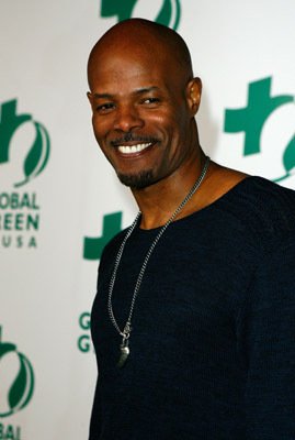 Фото - Дэймон Уайанс: 269x400 / 18 Кб