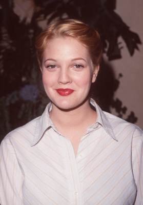 Фото - Дрю Бэрримор: 279x400 / 15 Кб