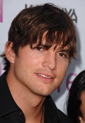 Фото - Эштон Кутчер: 277x400 / 21 Кб