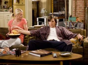 Фото - Эштон Кутчер: 358x264 / 28 Кб