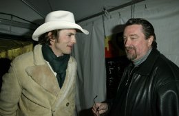 Фото - Эштон Кутчер: 260x169 / 11 Кб