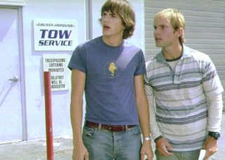 Фото - Эштон Кутчер: 321x229 / 19 Кб