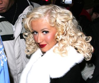 Фото - Кристина Агилера: 337x284 / 23 Кб