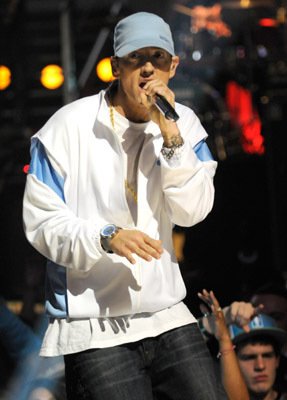 Фото - Эминем: 287x400 / 24 Кб