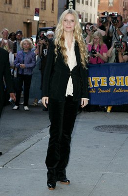 Фото - Гвинет Пэлтроу: 262x400 / 27 Кб