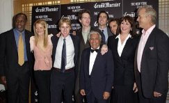 Фото - Гвинет Пэлтроу: 243x148 / 12 Кб