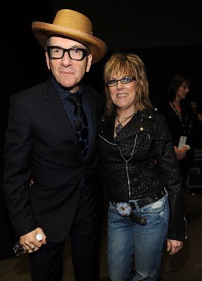 Фото - Элвис Костелло: 287x400 / 19 Кб