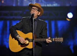 Фото - Элвис Костелло: 293x215 / 13 Кб