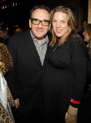 Фото - Элвис Костелло: 296x400 / 23 Кб