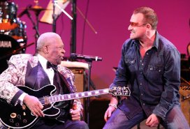 Фото - Боно: 272x185 / 18 Кб