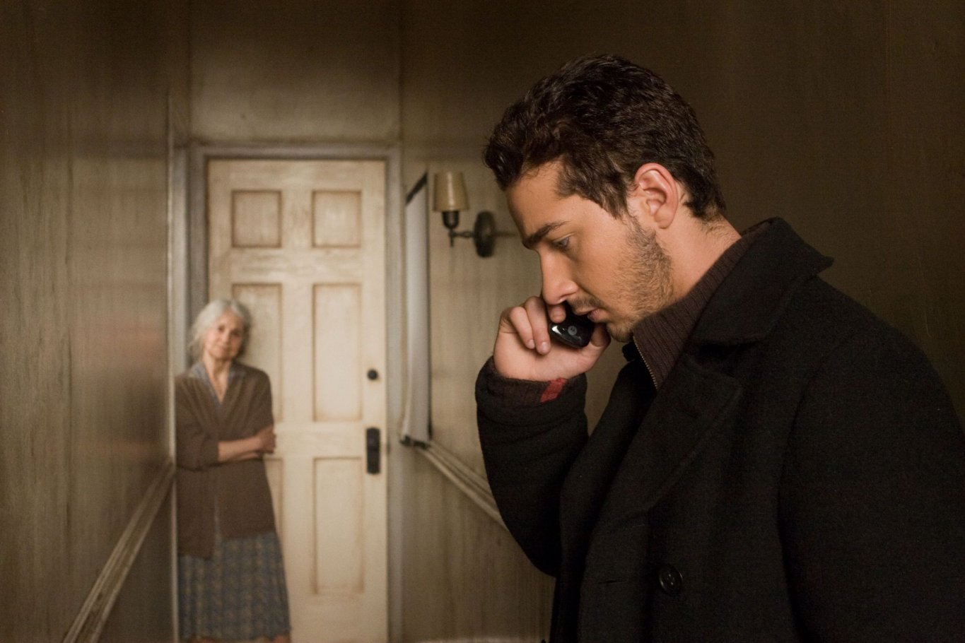 Фото - Шайа ЛаБаф: 1365x910 / 148 Кб