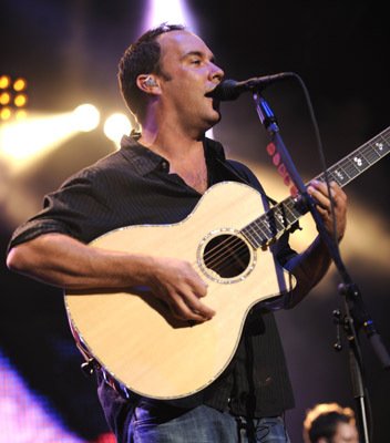 Фото - Дейв Мэттьюз: 352x400 / 27 Кб