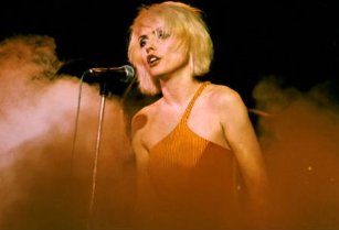 Фото - Дебби Харри: 307x209 / 10 Кб