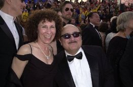 Фото - Ри Перлман: 262x172 / 13 Кб