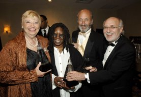 Фото - Вупи Голдберг: 277x192 / 14 Кб