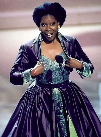 Фото - Вупи Голдберг: 333x450 / 39 Кб