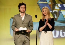 Фото - Лиза Кудроу: 277x192 / 14 Кб